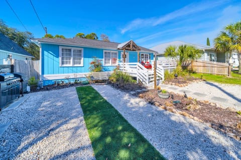 The Blue Marlin by Emerald Coast Retreats House in Sunnyside