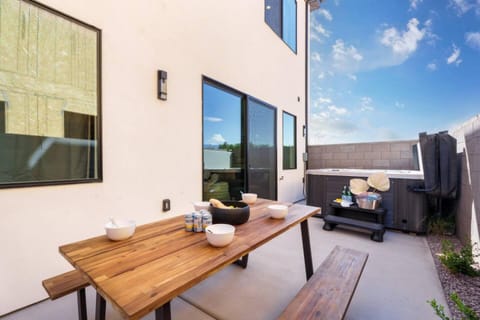 Patio, Seating area, Dining area