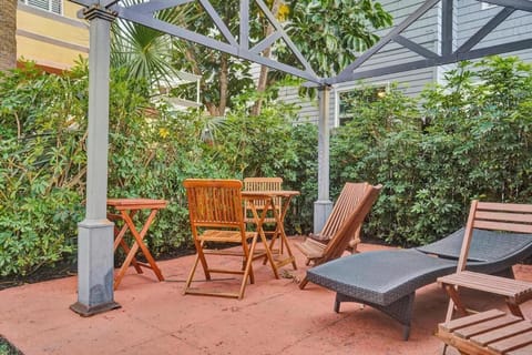 Lucerne Collection Private 4-Unit Building House in Lake Worth