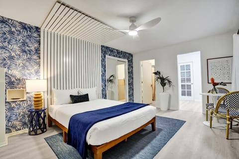 Lucerne Collection Private 4-Unit Building House in Lake Worth