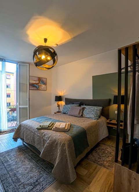 Bed, Bedroom, wardrobe