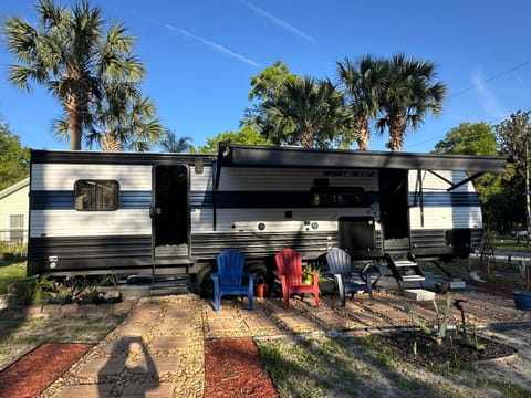 Patio, Day, Garden, Garden view