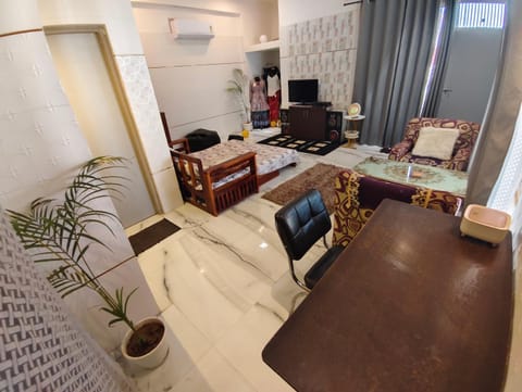 TV and multimedia, View (from property/room), furniture