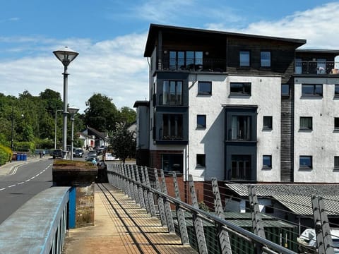 02 The Inchmoan Suite Loch Lomond Apartment in Balloch Road