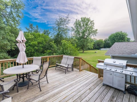 BBQ facilities, Balcony/Terrace, Seating area