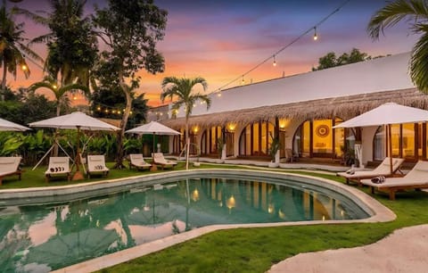 Pool view, Swimming pool, Sunset