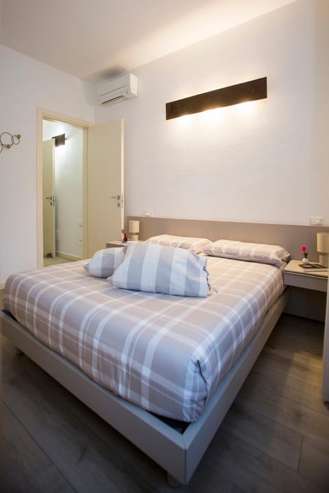 GM Style Desenzano del Garda Apartment in Desenzano del Garda