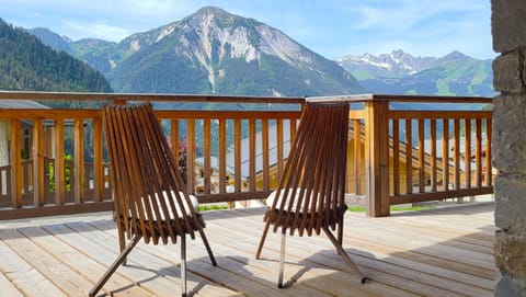 Balcony/Terrace, Mountain view