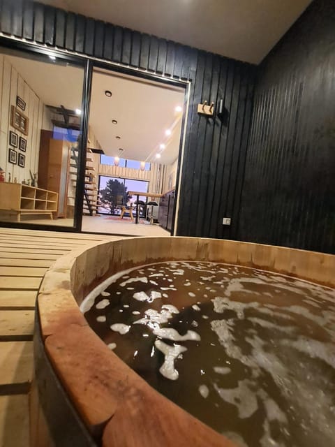 Hot Tub, Spa and wellness centre/facilities
