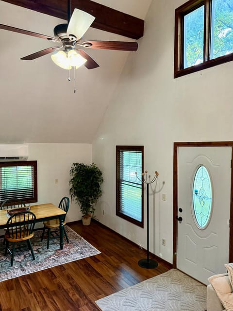 Place at the Lake House in Tom Township