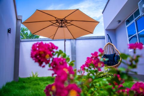 Garden, Balcony/Terrace, Garden view