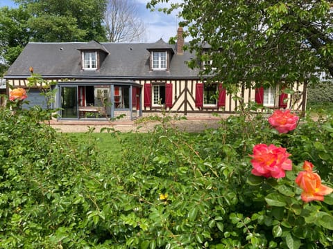 Property building, Spring, Garden, Garden view