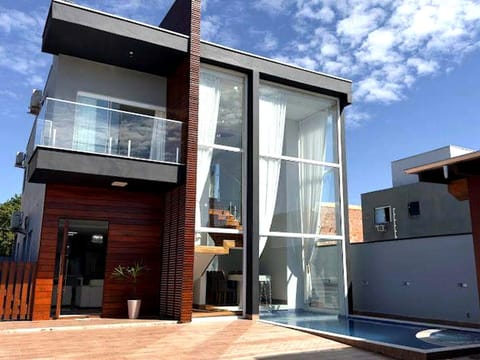 Property building, Balcony/Terrace