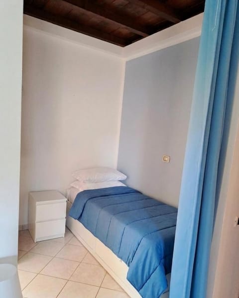 Sunsealove studio apartment Sud Sardegna House in La Maddalena