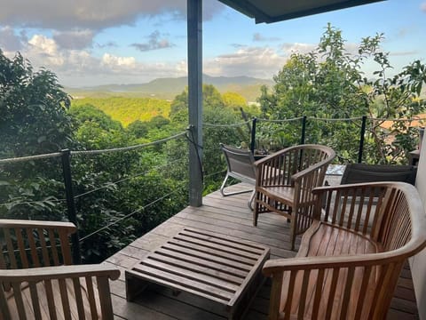 View (from property/room), Balcony/Terrace, Seating area, Mountain view