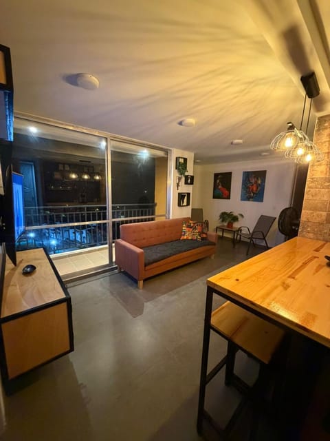 TV and multimedia, Seating area