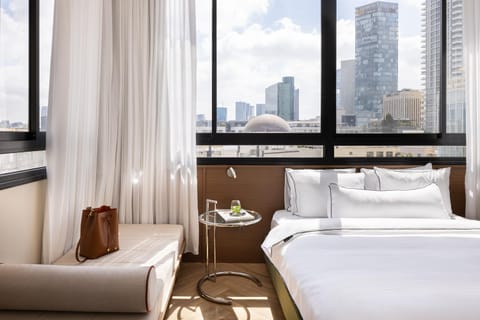 Bed, View (from property/room), Bedroom, City view