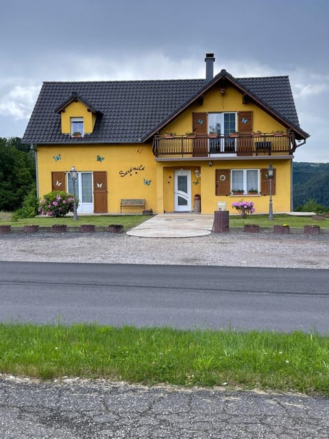 Property building, Facade/entrance, Natural landscape