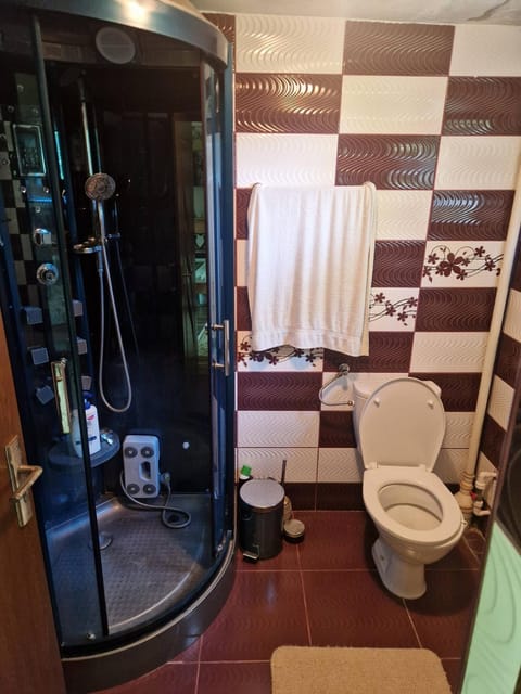 Toilet, Bathroom