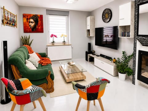 TV and multimedia, Living room