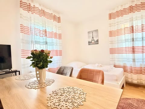Living room, Bedroom
