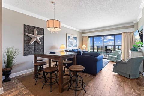 SPT105 Oceanfront Springs Tower 3BR/2B Pool and Hot Tub House in Cherry Grove Beach