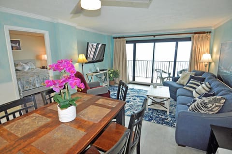 SPT704 Springs Towers Oceanfront 3BR/2B Pool Fitness Room House in Cherry Grove Beach