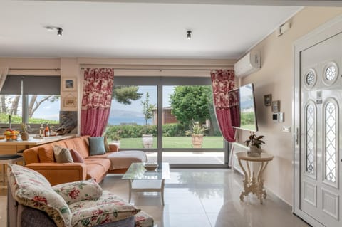 Living room, Seating area, Garden view