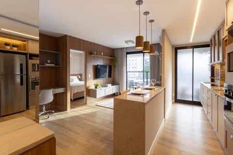 Kitchen or kitchenette, Dining area, oven, stove