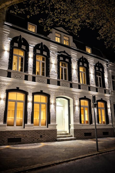 Property building, Night