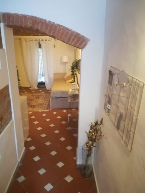 Facade/entrance, Living room, Seating area