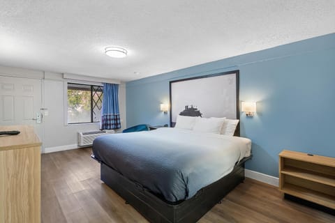 Lantana Palm Hotel by Innexo Hotel in Lantana