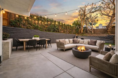 Coastal 4Bdr Del Mar Home, 300 steps from the ocean House in Del Mar