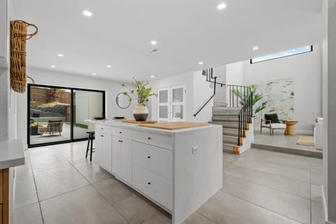 Coastal 4Bdr Del Mar Home, 300 steps from the ocean House in Del Mar