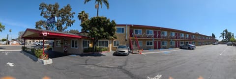 Cloud 9 Motel - Cypress, Buena Park Motel in Cypress