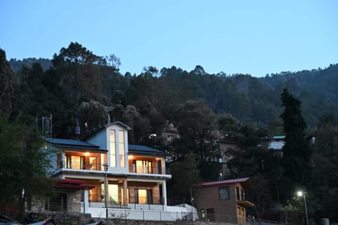 Property building, Night, Natural landscape