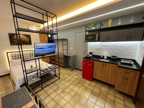 TV and multimedia, Kitchen or kitchenette, Photo of the whole room, Dining area, minibar