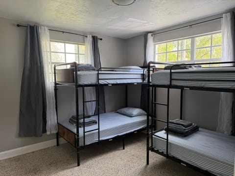 Bek's Hostel Hostel in Hallandale Beach