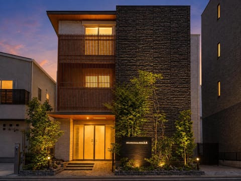 Property building, Night