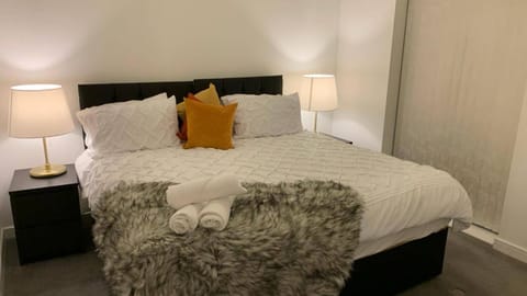 Bed, Photo of the whole room, Bedroom, furniture, towels