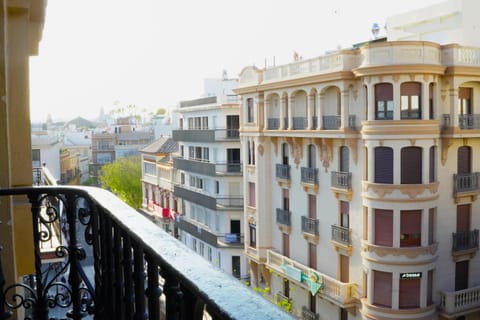 View (from property/room), View (from property/room), City view, City view, Landmark view, Landmark view