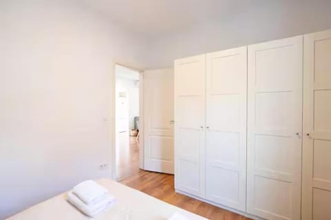 Comfortable apartment of 3 bedrooms Apartment in L'Hospitalet de Llobregat