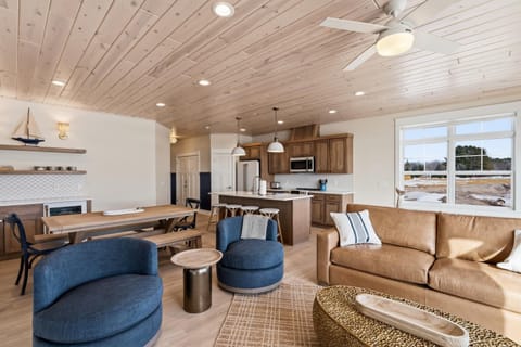 Kitchen or kitchenette, Living room, Seating area, Dining area, furniture, kitchen, air conditioner