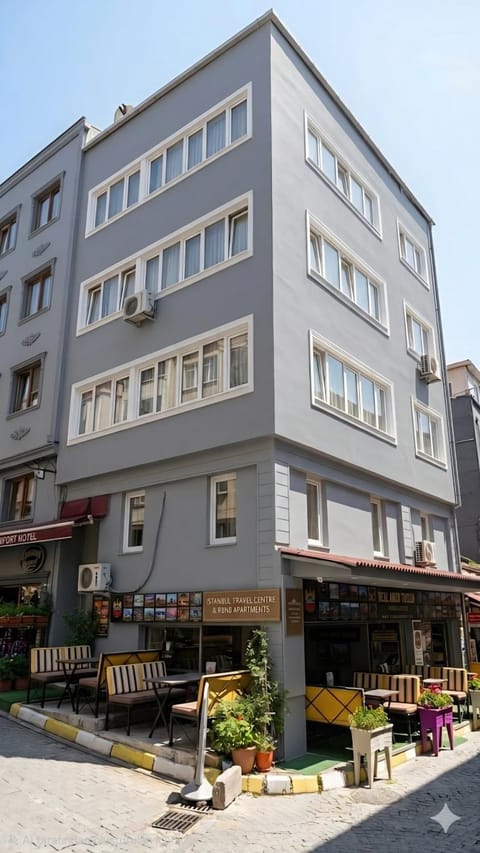 Property building, Location