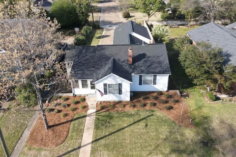 The Dearing House - 4 BR - Walkable Gameday House House in Tuscaloosa