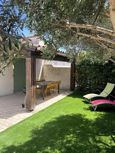 Garden, Garden view