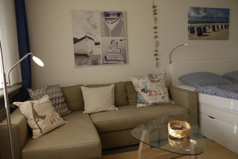 Living room, Bedroom