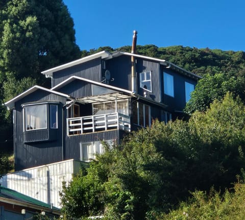 Property building, Natural landscape, Mountain view