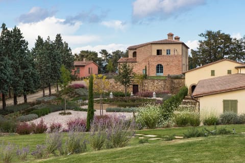 Property building, Spring, Natural landscape, Garden view