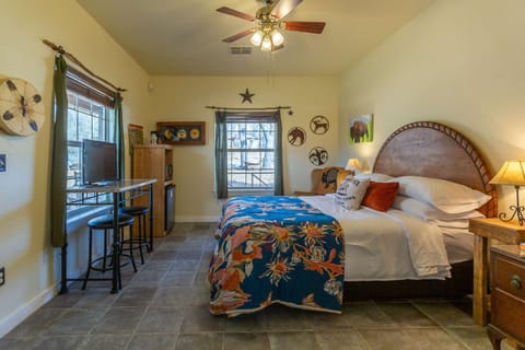 Buffalo Spirit - Stardust Inn - Triple Z Apartment in Medicine Park